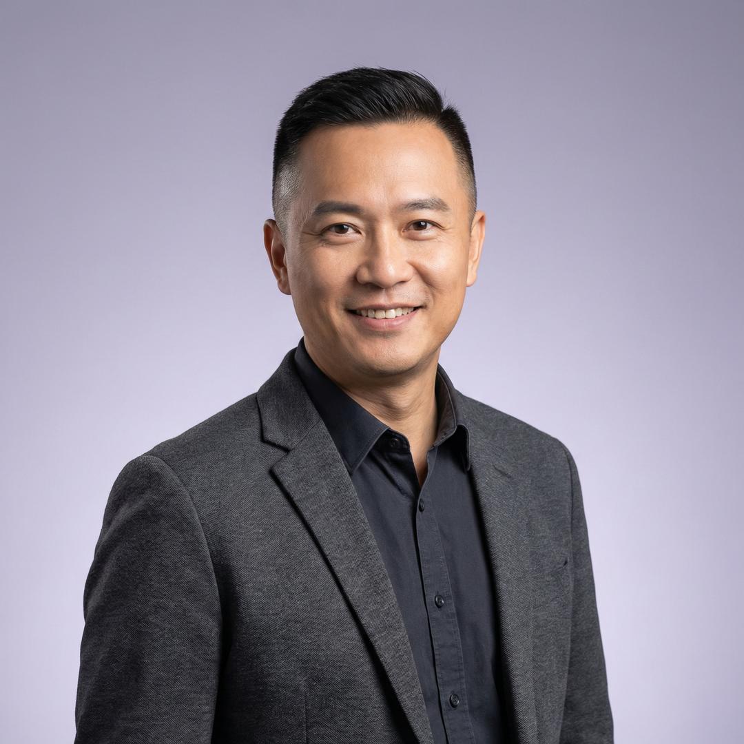 里番网 影视导演陈志远